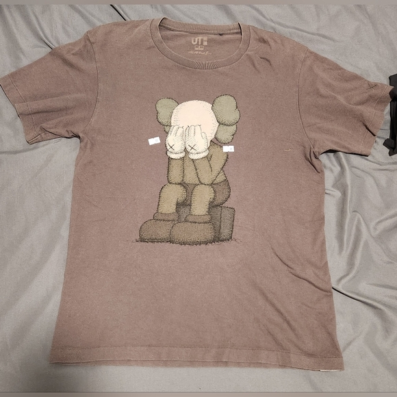 KAWS x Uniqlo Faded Brown Tee Shirt - Picture 1 of 2